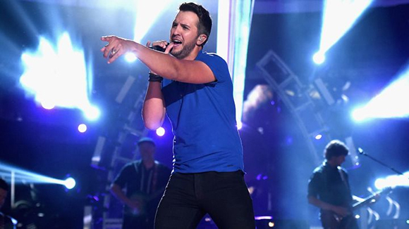 Luke Bryan, Little Big Town & Dustin Lynch at Blossom Music Center